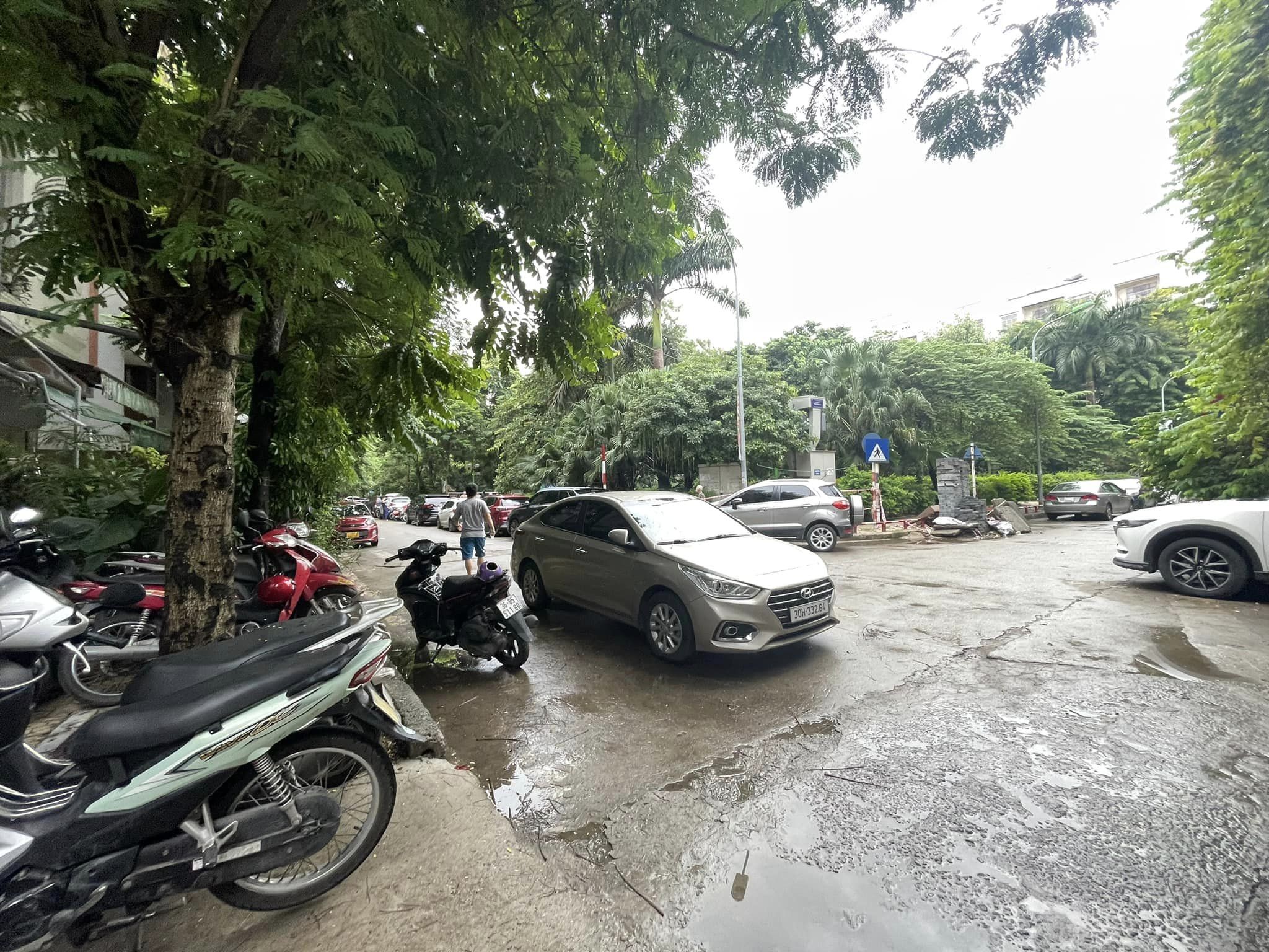 Cần bán ngôi nhà 4 tầng đường Nguyễn Lương Bằng, 75m, lô góc, ngay sát vườn hoa Trần Quang Diệu 4