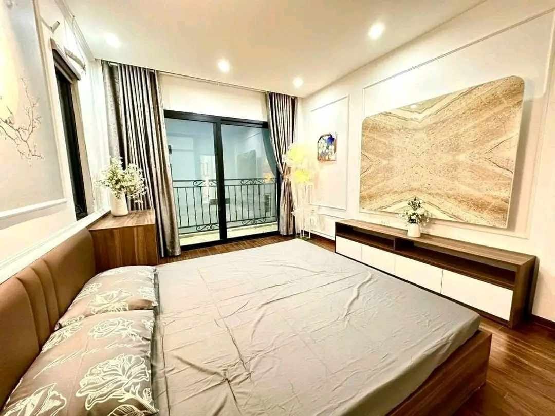 NHÀ ĐẸP THIẾT KẾ HIỆN ĐẠI 5 TẦNG DT:35M2 GIÁ HƠN 4 TỶ TRUNG TÂM NGÃ TƯ SỞ QUẬN THANH XUÂN HÀ NỘI . 4