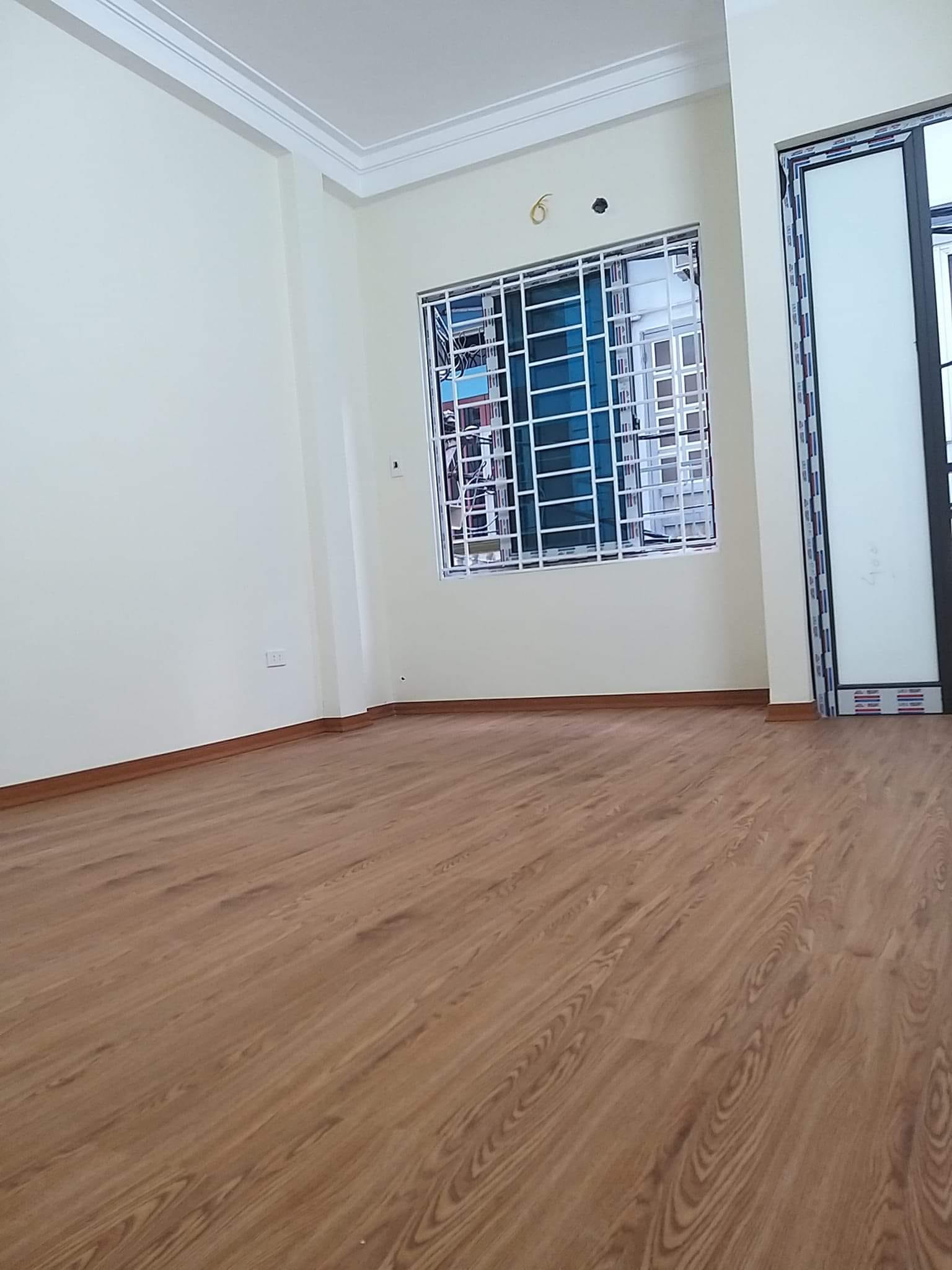 Bán nhà mặt ngõ 192 Kim Giang 42m2, 5 tầng  giá 5.3 Tỷ 2