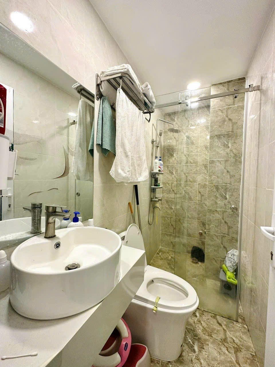 VÀO Ở NGAY! Bán Nhà 5 Tầng Cực Đẹp Hẻm 6M Tô Hiến Thành, 67m2 (4x16.8m), 13 Tỷ TL 4