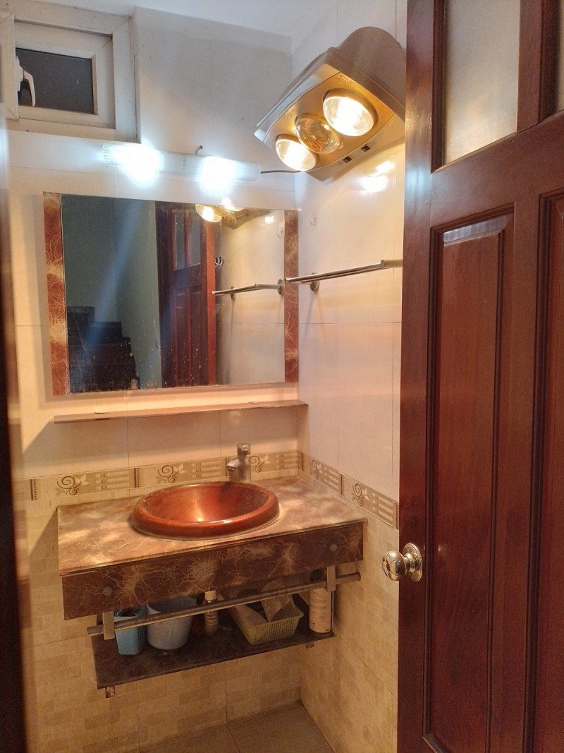 Bán nhà Nguyễn Lương Bằng 28m2 4 tầng, view vườn hoa 1/6, 2 thoáng trước sau, 4,2 tỷ 4