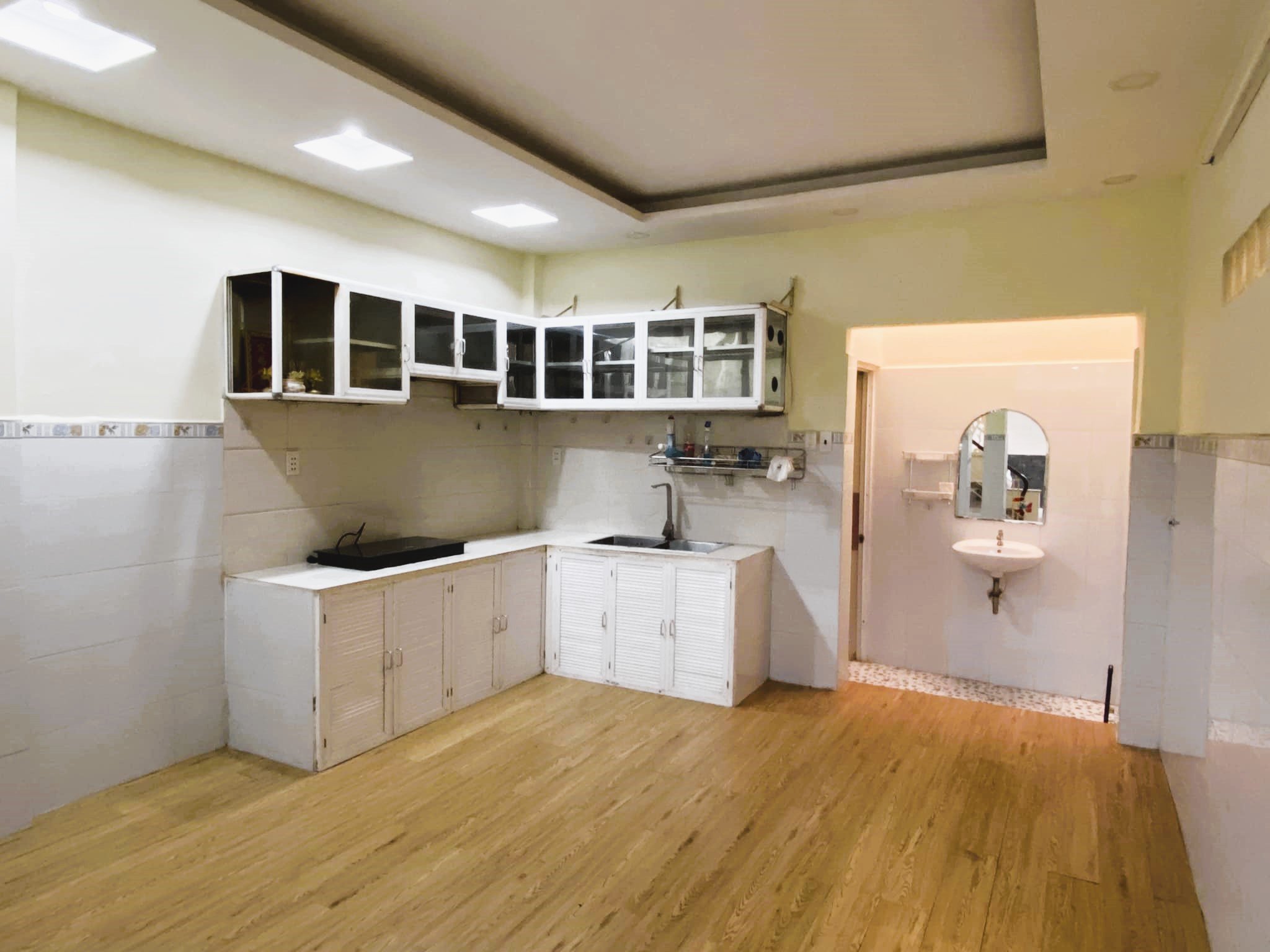Hẻm xe hơi Nguyễn Sỹ Sách, 78m2, nhỉnh 5 tỷ, không QH Lộ Giới 4