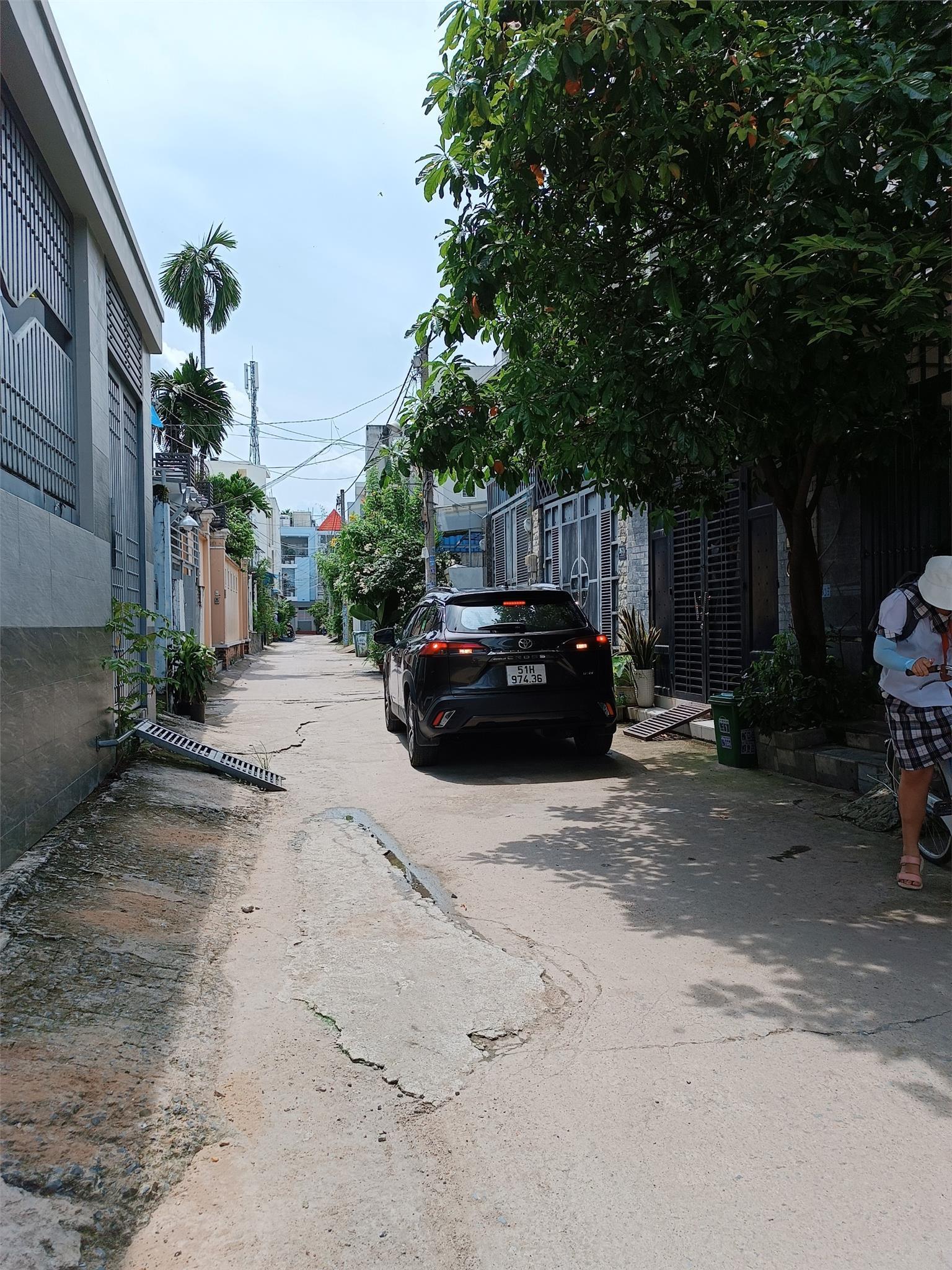Bán đất đường Kha Vạn Cân P.Linh Đông, hẻm bê tông ô tô vào đất 82m tl mạnh 3