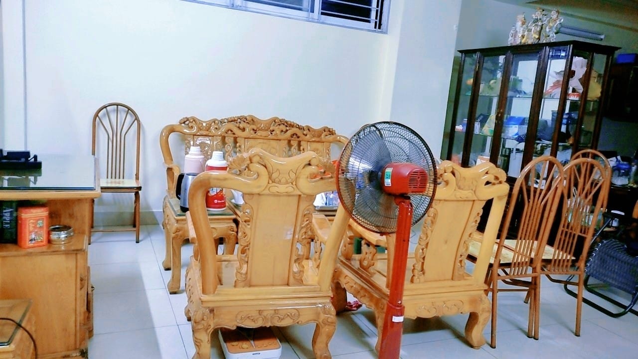 Bán nhà riêng Dịch Vọng, Cầu Giấy 63m 4T, 20m ra phố, chỉ 5.5 tỷ 1