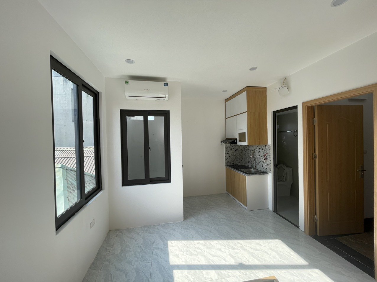 GIÁ RẺ QUÁ!!! (bay nhanh) MỞ BÁN Tòa CCMN Hai Bà TRưng 61m 7 tầng; mt 5,9m 17p dòng tiền 1,05ty/năm 3