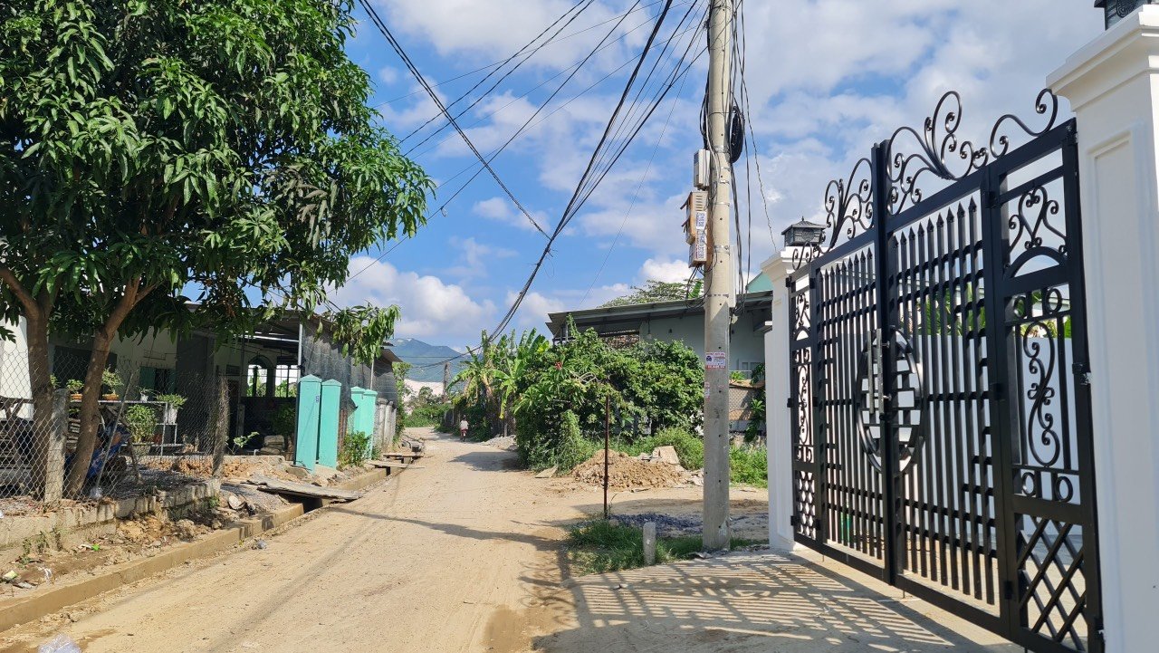 Bán đất Diên Sơn sát bên Đồng Khởi - mặt đường bê tông 5m thông 1