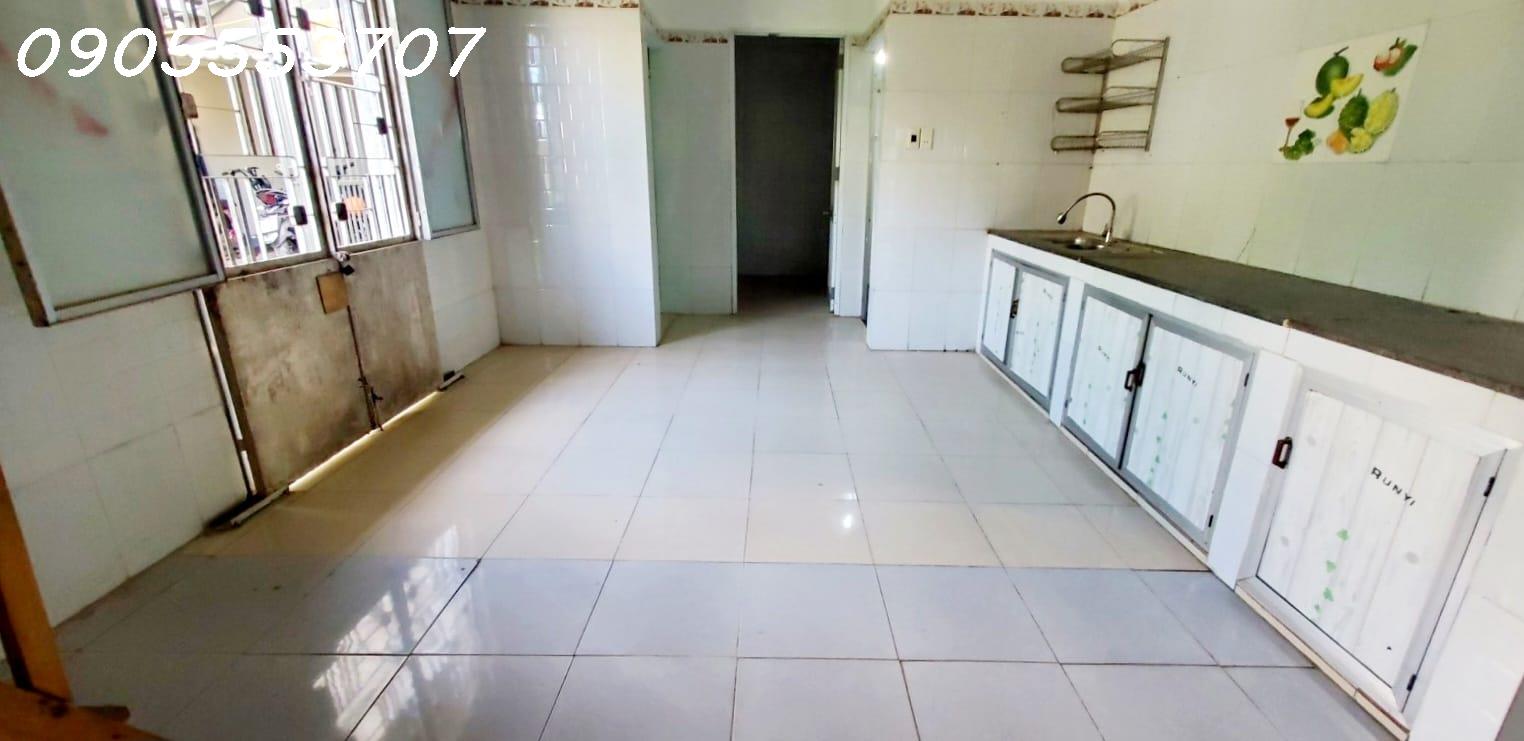 Diện tích 90m2, lô góc 2 mặt kiệt, có nhà c4, Kiệt ô tô vào nhà, đường ÂU CƠ, Đà Nẵng mà chỉ Giá 2 tỷ 100 2