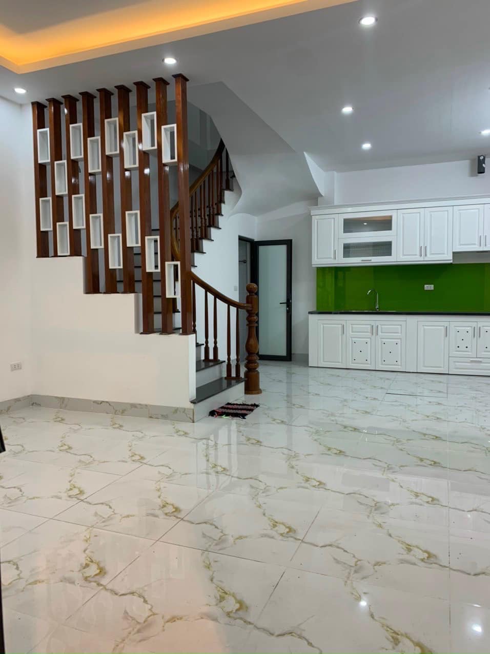 BÁN NHÀ TRỊNH VĂN BÔ 45M2 X 5T, LÔ GÓC NHIỀU THOÁNG, GẦN Ô TÔ TRÁNH, GIÁ CUỐI 3 TỶ 2