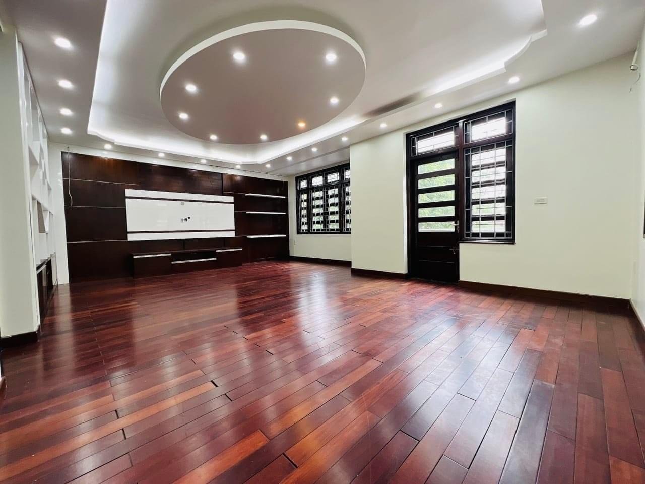 Cần bán nhanh BThu Văn Quán, Hà Đông, Siêu Vip, vị trí số 1: 220m2, mtien 10m, quanh 30 tỷ 4