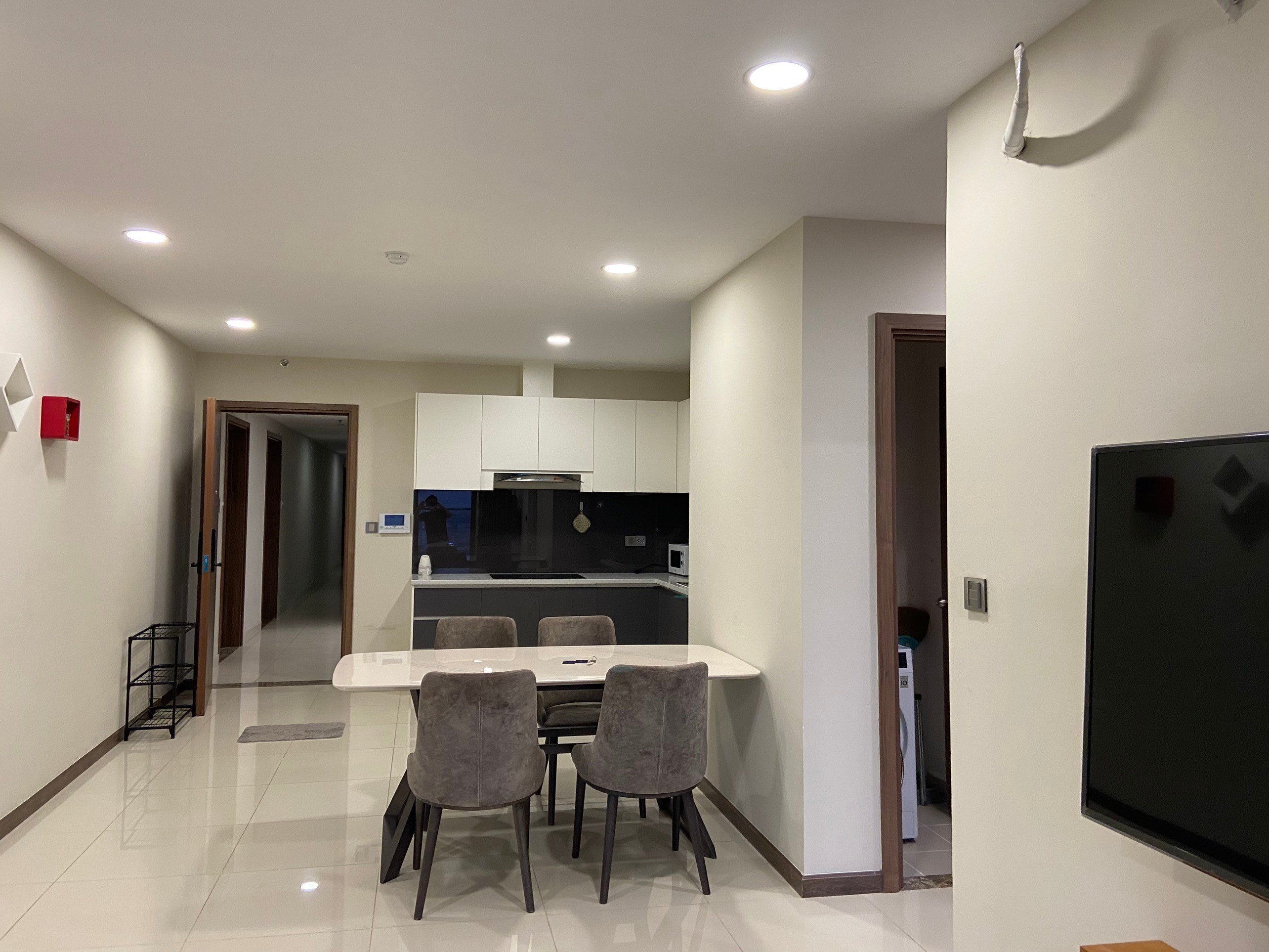 Chuyển nhượng căn 3PN 95m2 giá 5.1 tỷ (tổng giá) - Nhà full nội thất tại De Capella Q.2 3