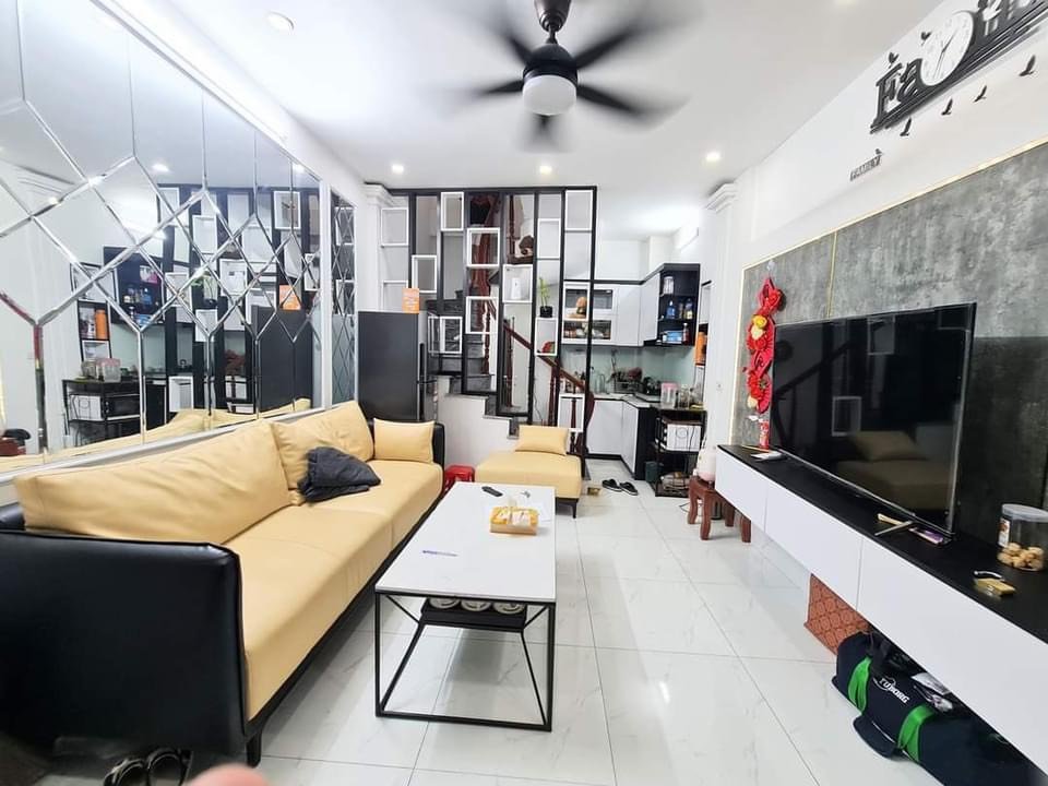 Cần bán Nhà ở, nhà cấp 4, nhà hẻm đường Tạ Quang Bửu, Phường Bách Khoa, Diện tích 90m², Giá 9.5 Tỷ 3