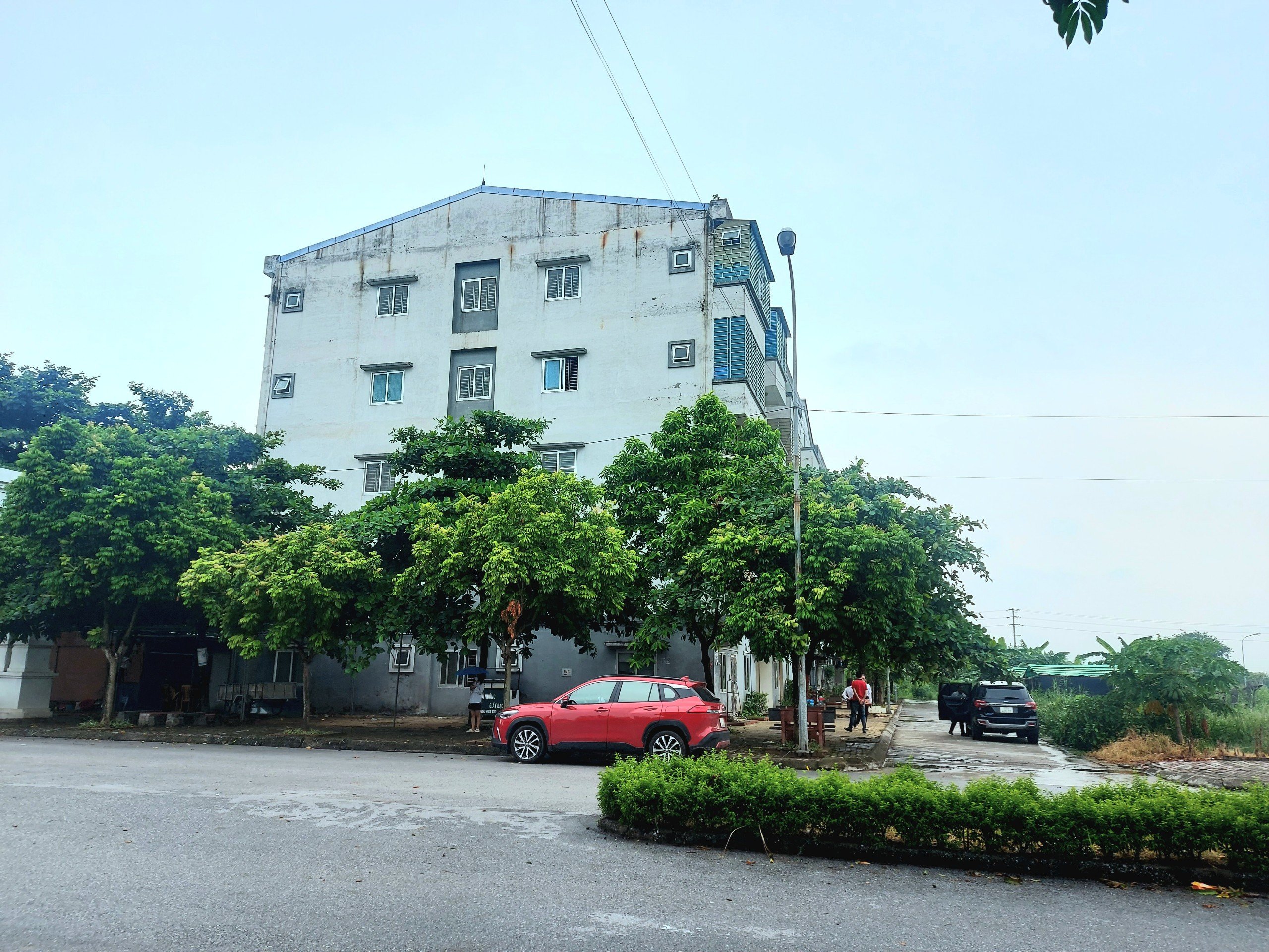 Bán nhà ở công nhân giá rẻ ngay mặt đường QL 37, đối diện KCN Nam Sách, sổ hồng lâu dài 5