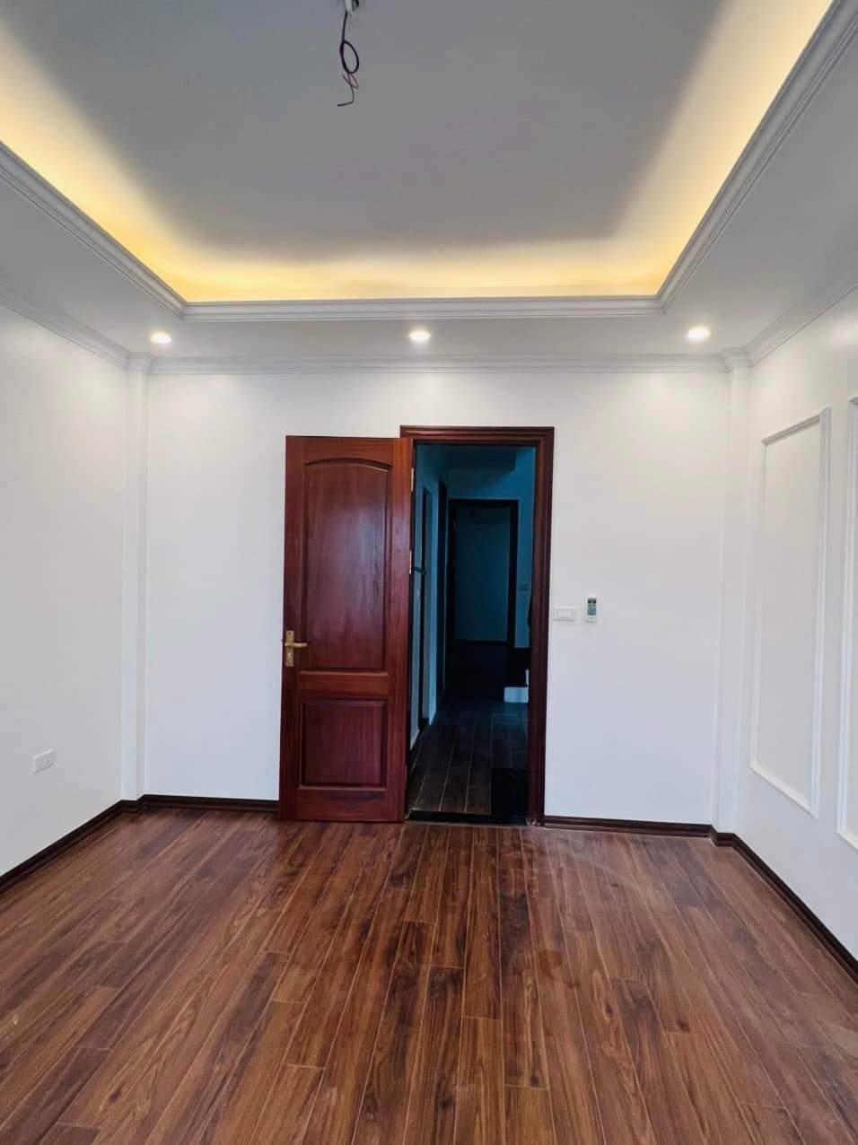 ĐẸP LUNG LINH ! TÂY HỒ - 45M2 - 6 TẦNG - LÔ GÓC - Ô TÔ - THANG MÁY CHỜ - FULL NỘI THẤT - NGÕ THÔNG - GẦN PHỐ - NHỈNH 7 TỶ. 5