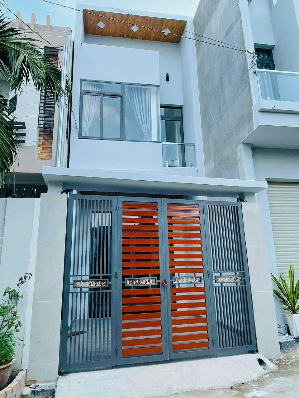 Cần bán Nhà mặt tiền đường Huỳnh Văn Nghệ, Phường Bửu Long, Diện tích 180m², Giá 1.2 Tỷ