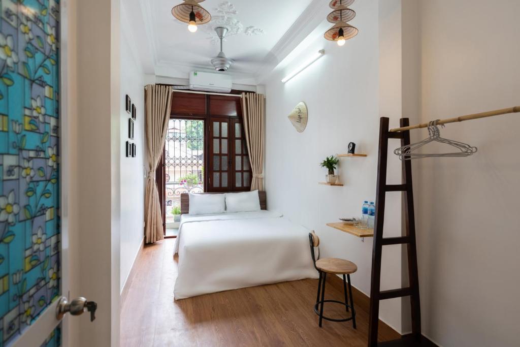 Nhà Homestay Nhà Thờ Lớn25M2 4 Tầng 8.5 Tỷ Dòng Tiền 18TR/TH 2