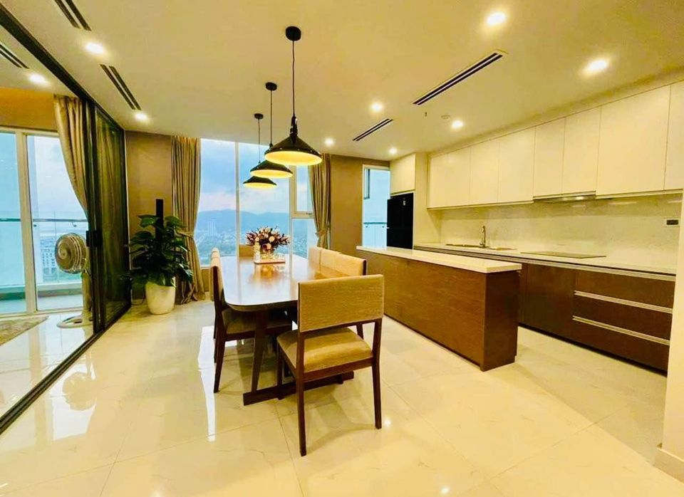 Do chuyển sinh sống cần Bán căn Penthouse  240m2 view Biển trung tâm du lịch Bãi Cháy Hạ Long. 6