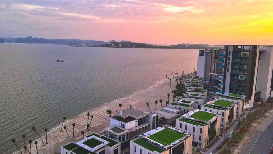 Cần bán Biệt thự dự án Intercontinental Hạ Long, Diện tích 350m², LH: 0888766676 8