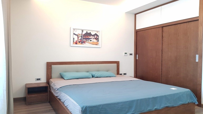 Cho thuê Căn hộ Apartment Full đồ cực xịn sò, View hồ tại Ngõ 193 Trích Sài. Chỉ 6tr 5