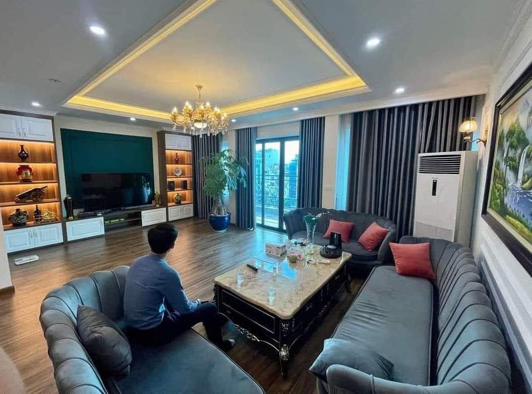 CỰC Hiếm! Mặt phố Nguyễn Văn Lộc sầm uất gần phố Trần Phú 42m2 chỉ 18.6 tỷ. LH 0989.62.6116 1