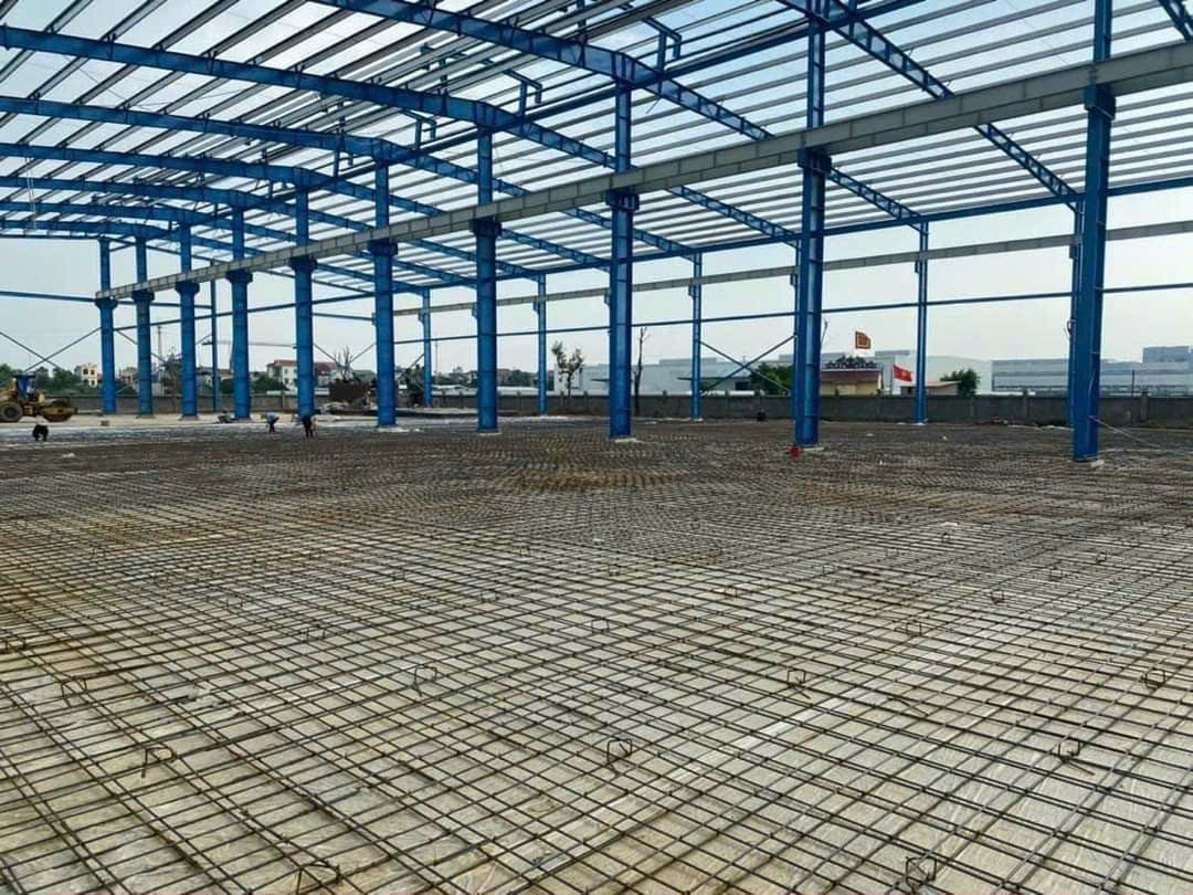 Cho thuê hoặc bán xưởng kcn Mỹ phước 2 bến cát bd.Diện Tích Đất : 10.000 m2.Diện Tích Xưỡng : 1