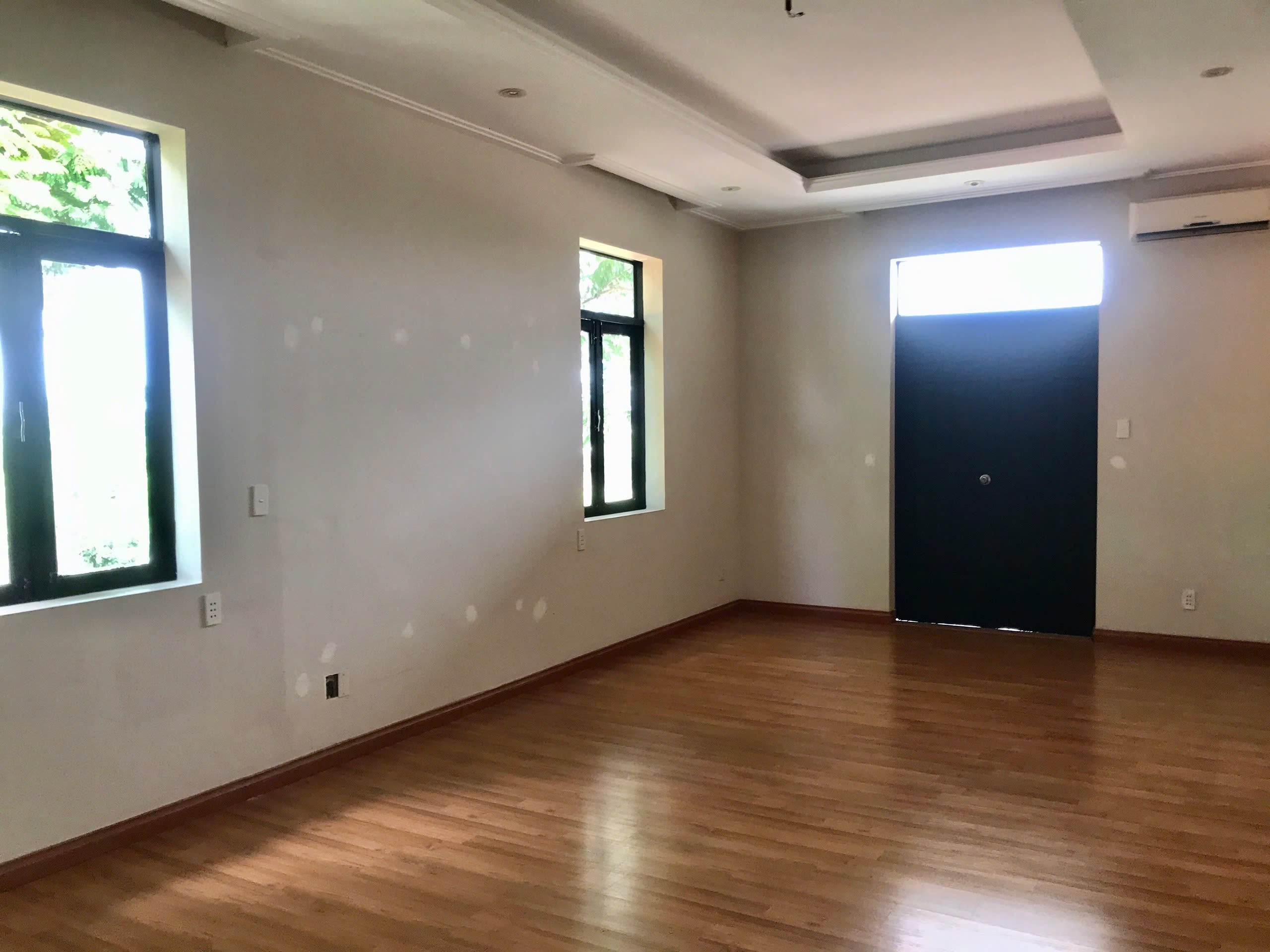 Cho thuê Biệt thự Phường An Phú, Quận 2, Diện tích 500m², Giá Thương lượng 6