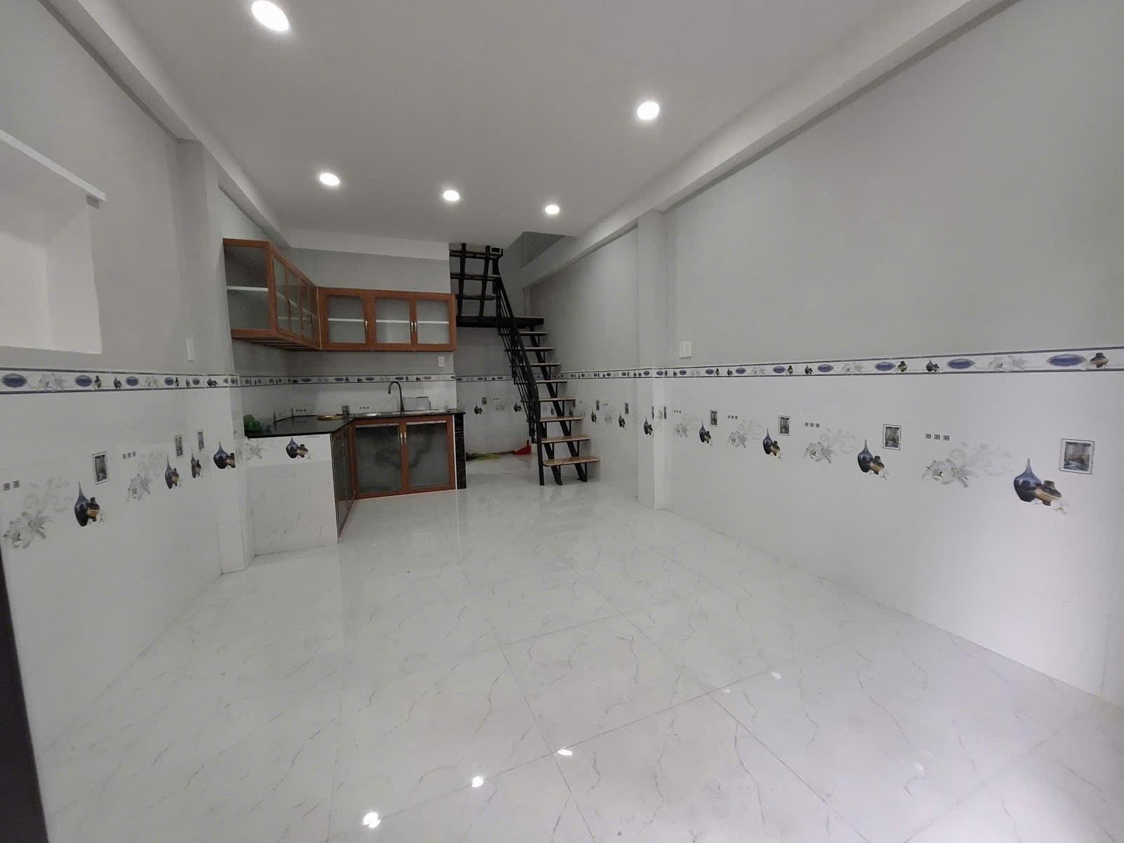 Bán nhà xinh, 2 Tầng, Lý Thường Kiệt, Tân Bình, 24m², giá cực tốt 3