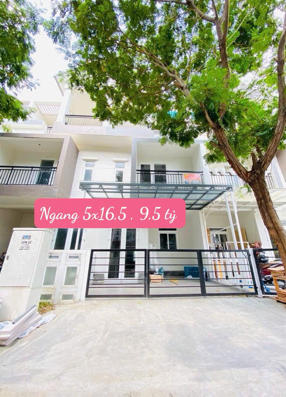 Cần bán Nhà mặt tiền Phường Phú Hữu, Quận 9, Diện tích 82.5m², Giá 9.5 Tỷ