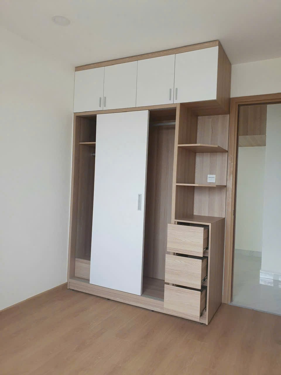 Cần bán Căn hộ chung cư Phường Hiệp Phú, Quận 9, Diện tích 82m², Giá 3.3 Tỷ 4