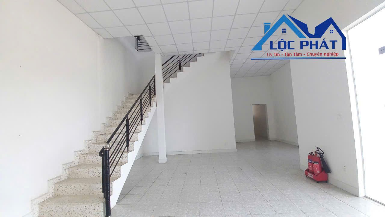 Bán nhà xưởng 40.000m2 tại khu công nghiệp Long Khánh, Đồng Nai chỉ 220 tỷ 4