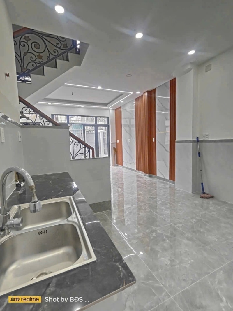 Bán nhà Đường  46, Hiệp Bình Chánh, Thủ Đức. 50m2, 2 tầng, 2PN. Sổ đỏ chính chủ. Giá 4.35 tỷ.