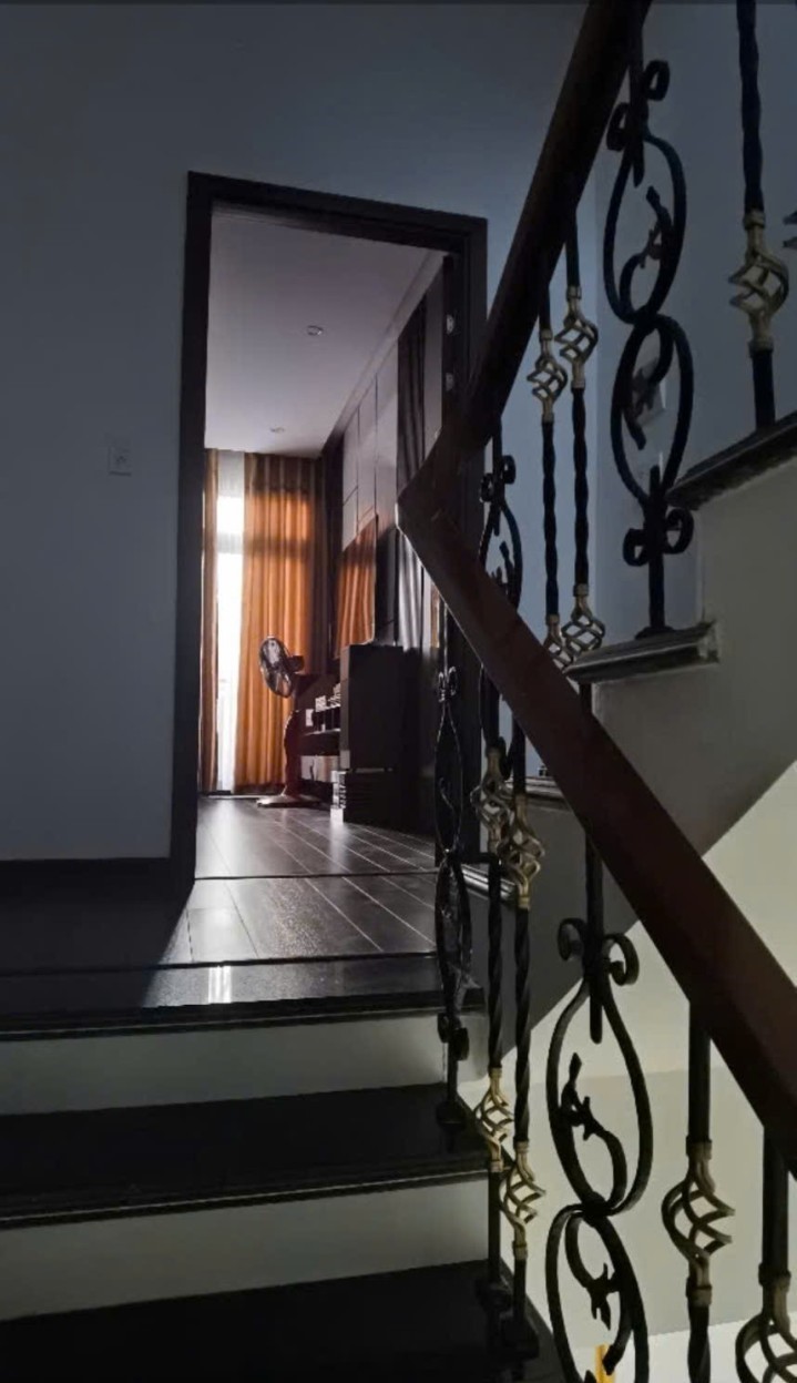 CHỈ 11,5 TỶ – SỞ HỮU NGAY NHÀ 4 TẦNG MỚI ĐẸP TẠI NAM HÒA XUÂN 4