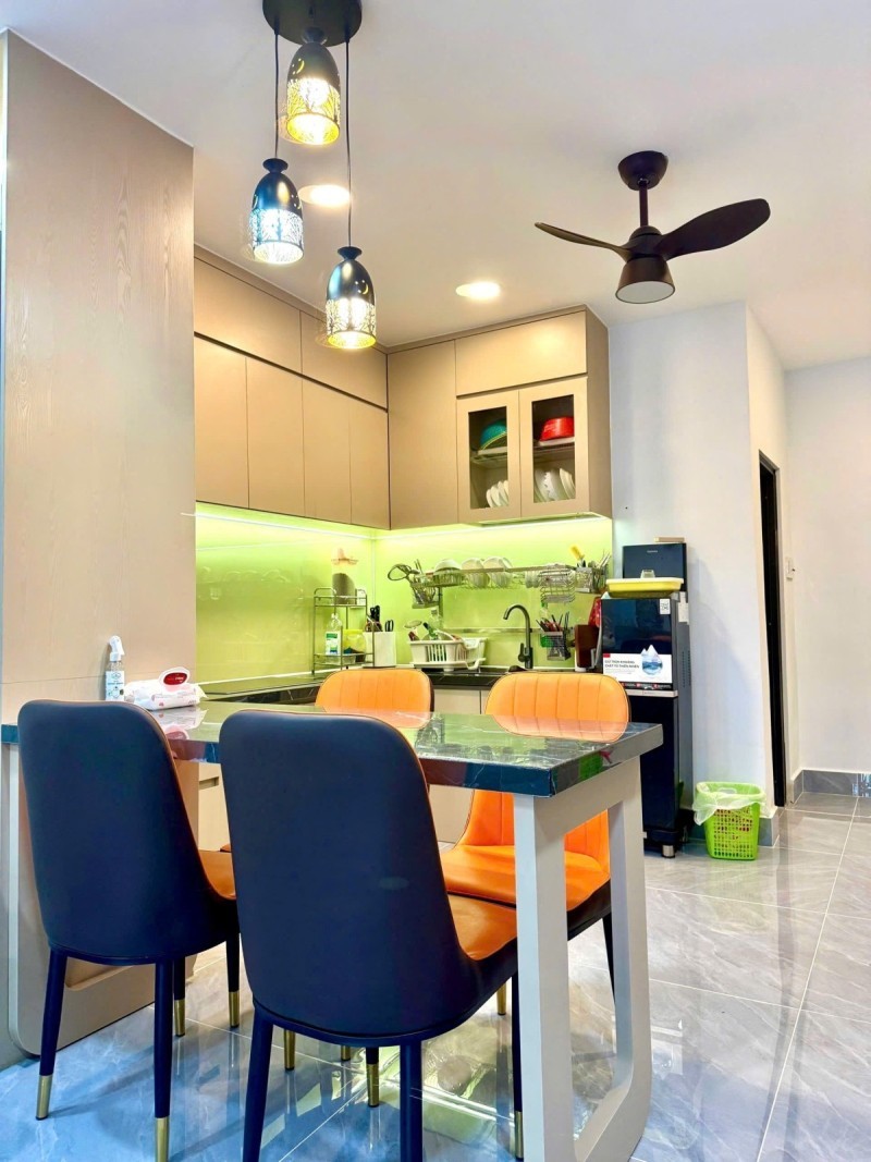 Bán nhà 2 tầng, 56m2, HXH đường 102, Tăng Nhơn Phú A, Q.9. 2PN, SH, 6.35 tỷ. 3