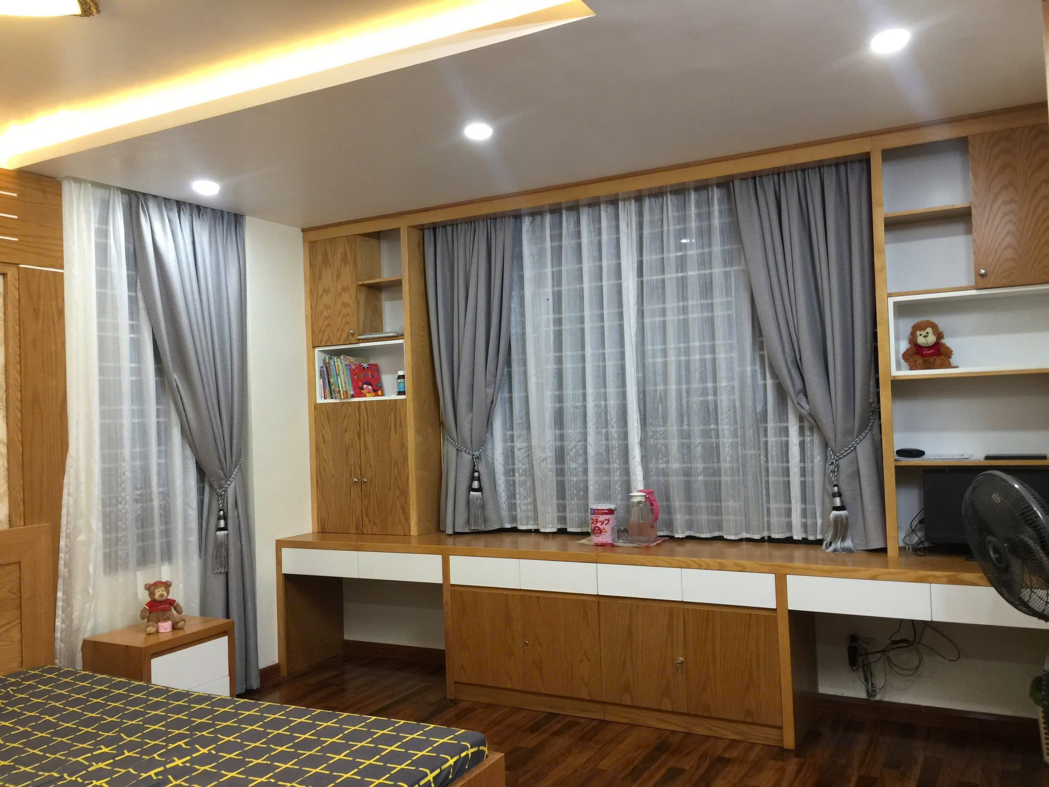 Cần cho thuê căn nhà mặt phố khu Đông Nam Cường, TP HD, 67.5m2, 4 tầng, 4 ngủ, full đồ 3