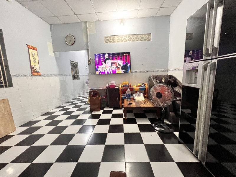 Bán nhà Phường Linh Xuân, TP HCM,  đường Số 10, 110m2, 2PN, SH, 6.9 tỷ. LH: 0933125879 2