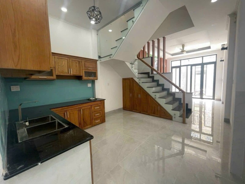 Bán nhà 3 tầng, DT 58 m2,  đường Số 2, Tăng Nhơn Phú, TP HCM. Sổ hồng, 6.39 tỷ. 3