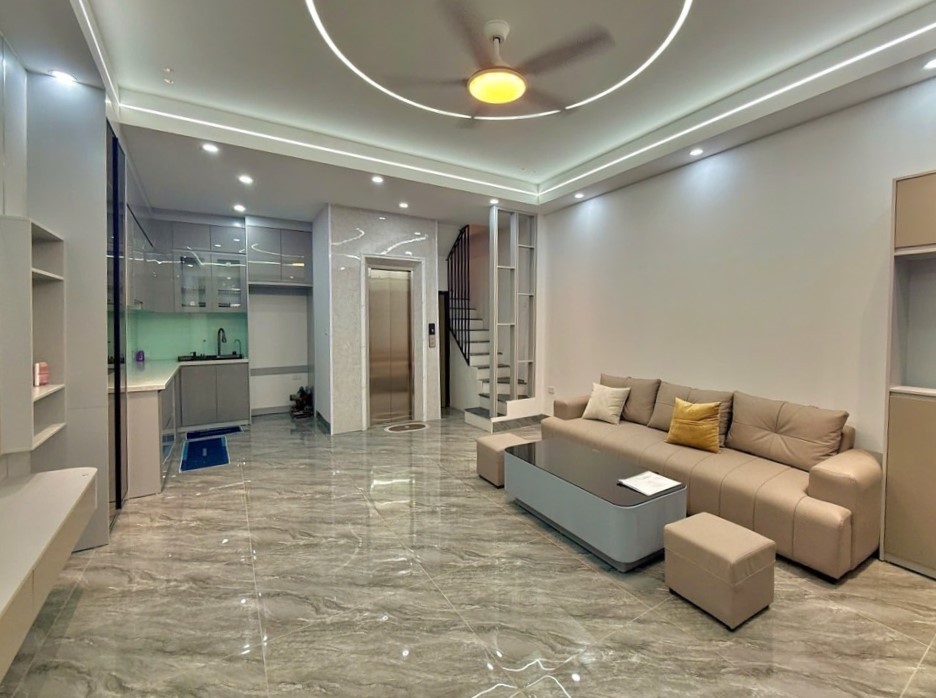 Bán nhà Đại Từ, Hoàng Mai, gần phố, 20m ra ô tô tránh, 40m2, 11.8 tỷ(CTL)