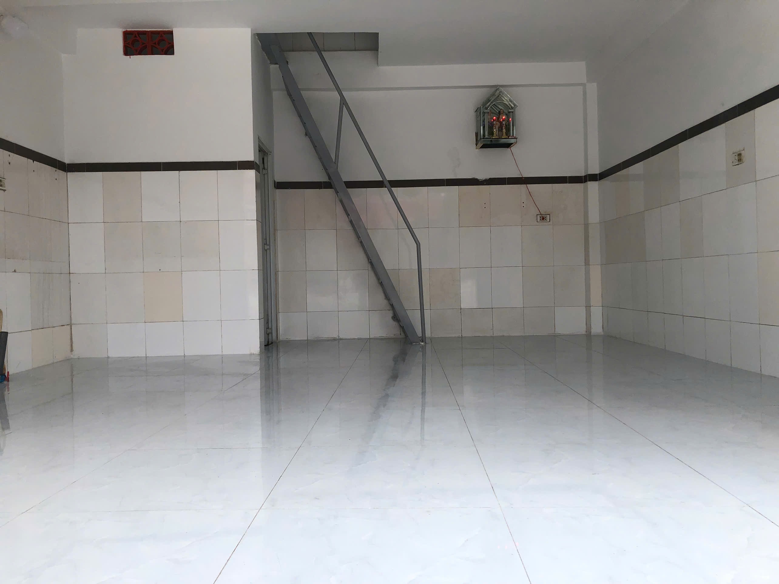 BÁN NHÀ MẶT TIỀN QL51 - CẠNH NHÀ THỜ CHU HẢI, ĐÔNG ĐÚC 2