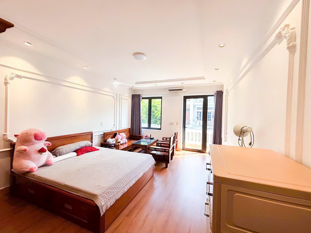Bán nhà mặt phố khu Đông Nam Cường, TP Hải Dương, 81m2, 3 tầng, 4 ngủ, mt 4.5m, hè 5m