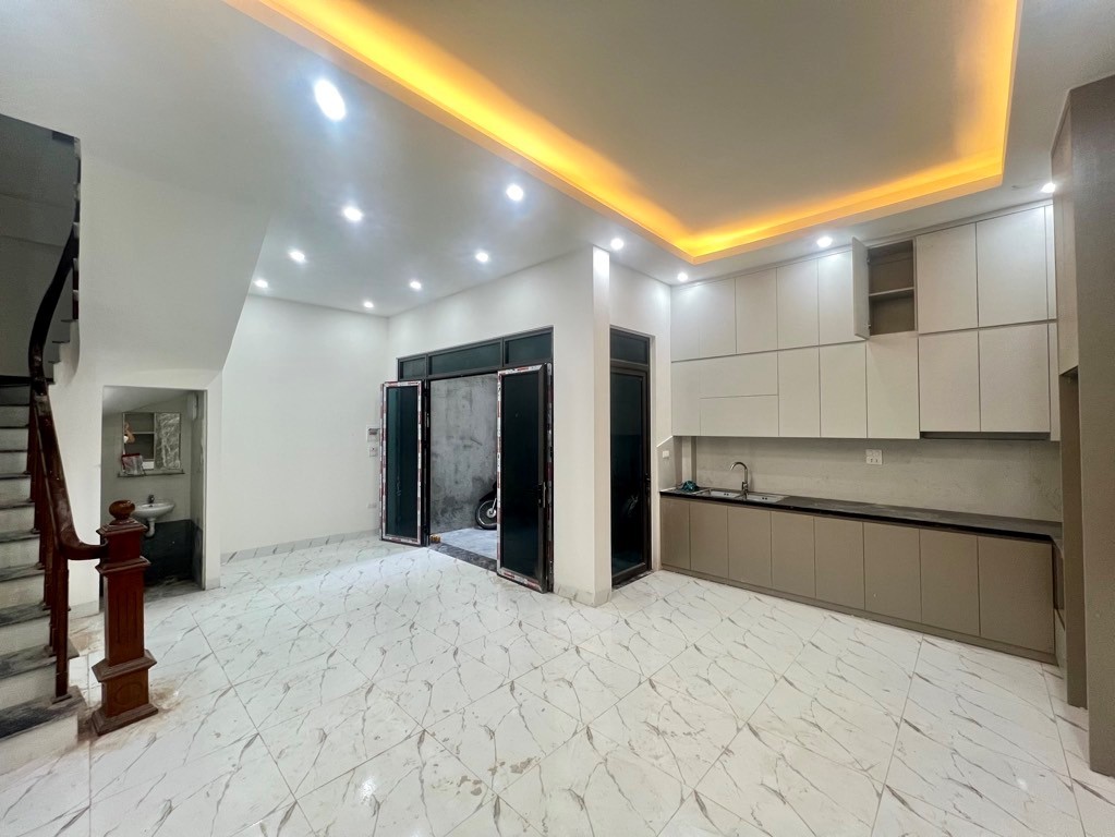Bán nhà Tựu Liệt, Thanh Trì, vài bước ra phố, hàng xóm Bằng B, 58m2, 7.85 tỷ(CTL)
