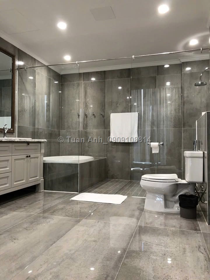 Bán Penthouse Masteri Thảo Điền, Q.2, 250m2, 3PN, sổ hồng, giá 38 tỷ. LH: 0909108814 3