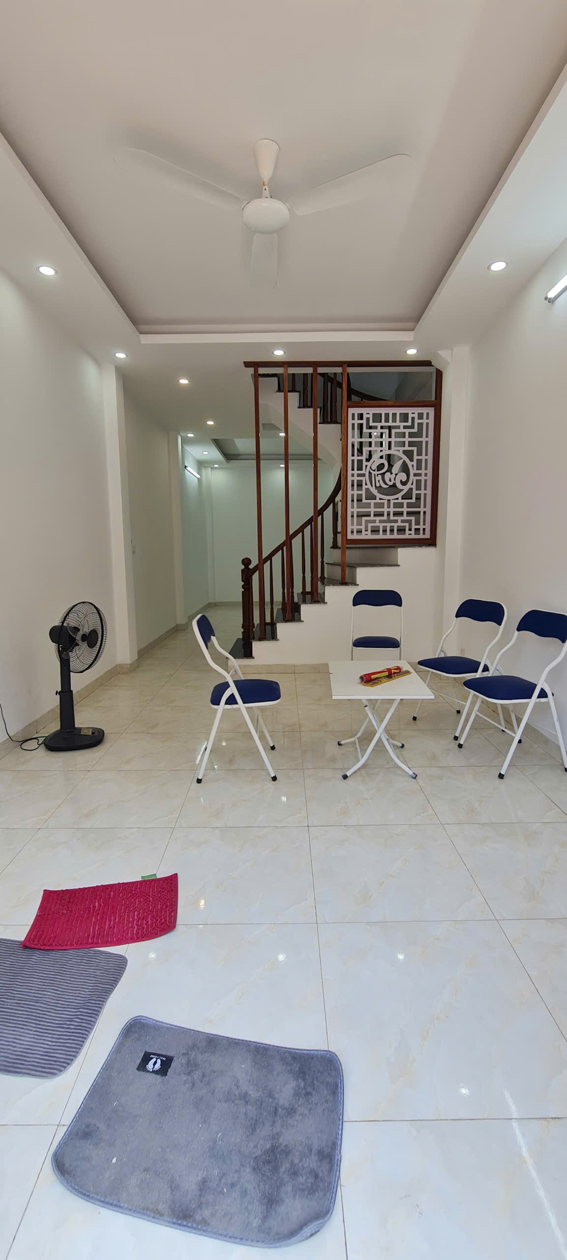 Sổ đỏ 45m2 cạnh chợ Lai Xá, Hoài Đức. Thiết kế 5 tầng, 7 phòng ngủ. Dòng tiền 25 tr/tháng 2