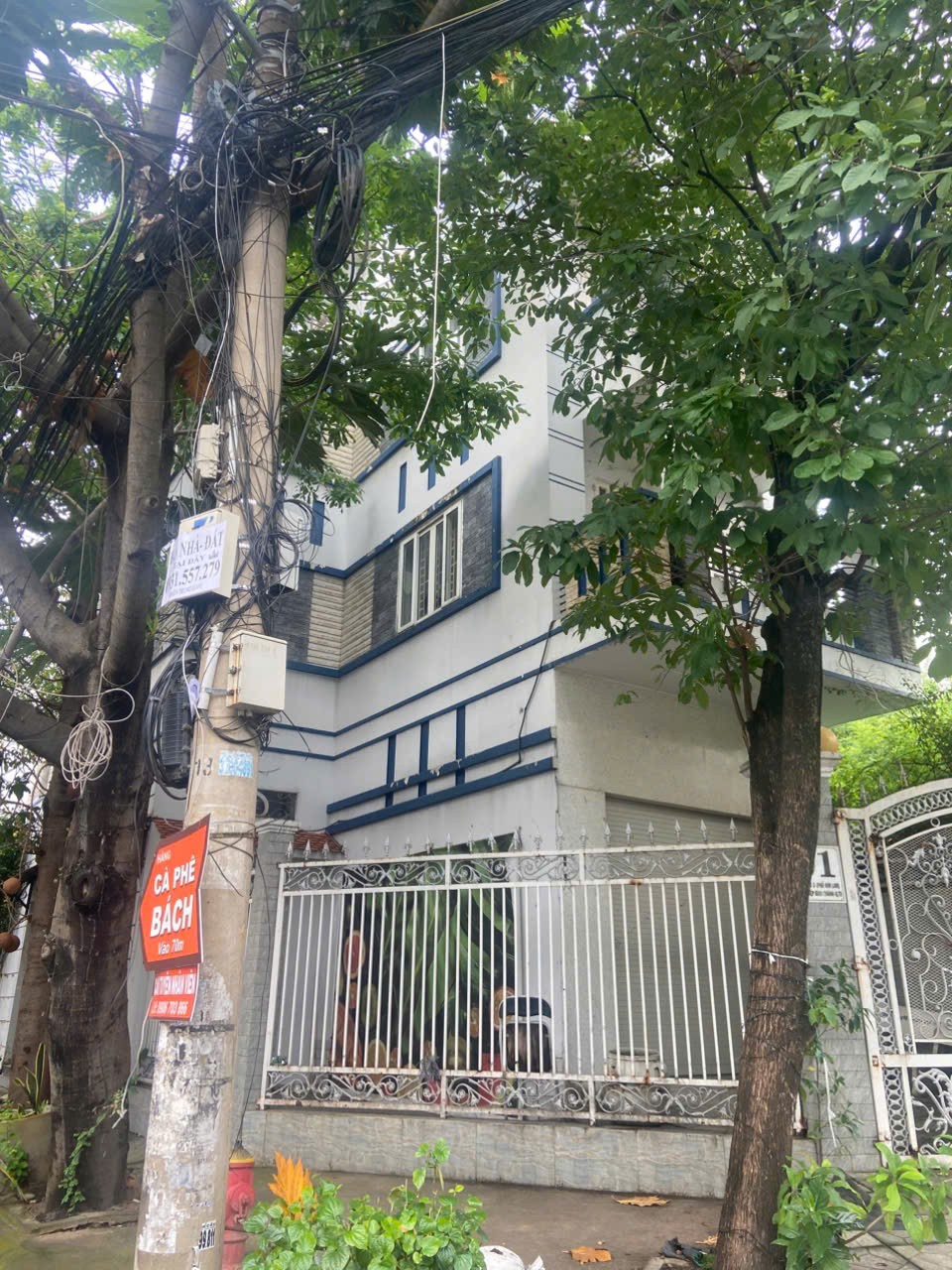Cho thuê Biệt thự đường 25, Phường Hiệp Bình Chánh, Diện tích 300m², Giá 28 Triệu/tháng 2
