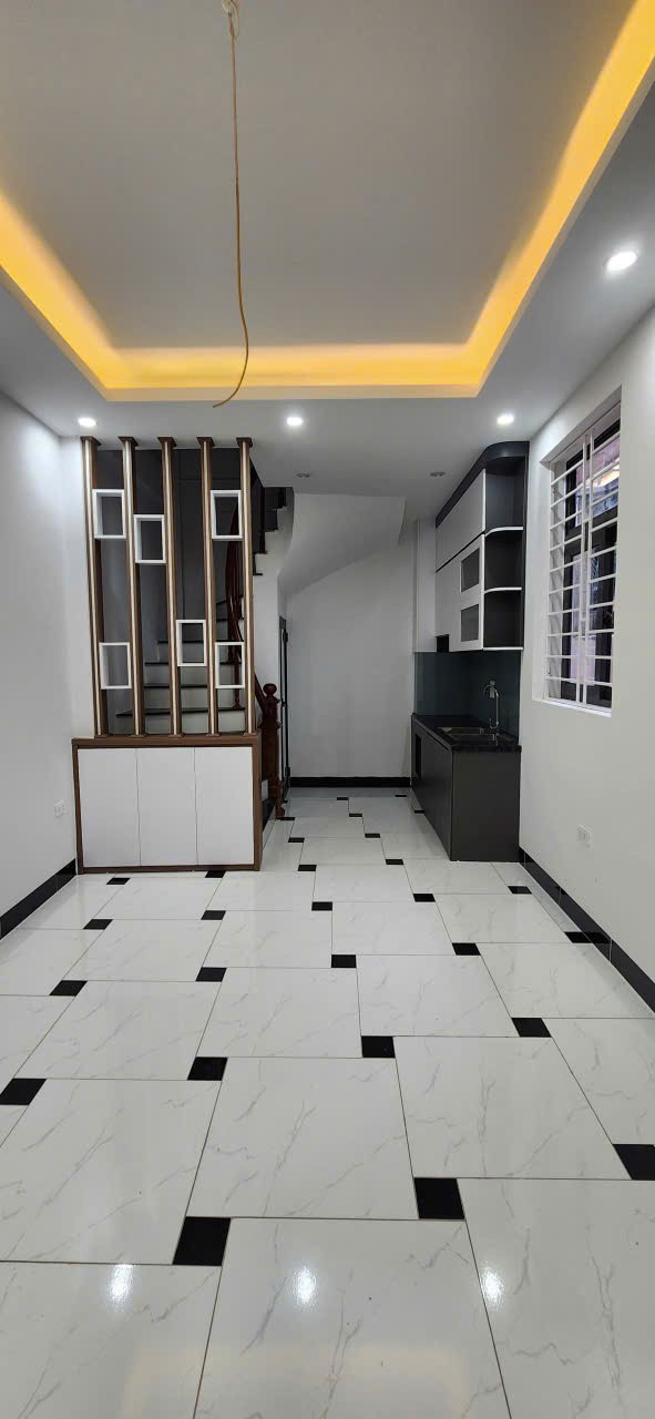 Bán nhà Di Trạch, Hoài Đức, phố Nhổn xây 5Tầng, 3 ngủ, 4 wc, chỉ 15m đường ô tô đỗ kinh doanh