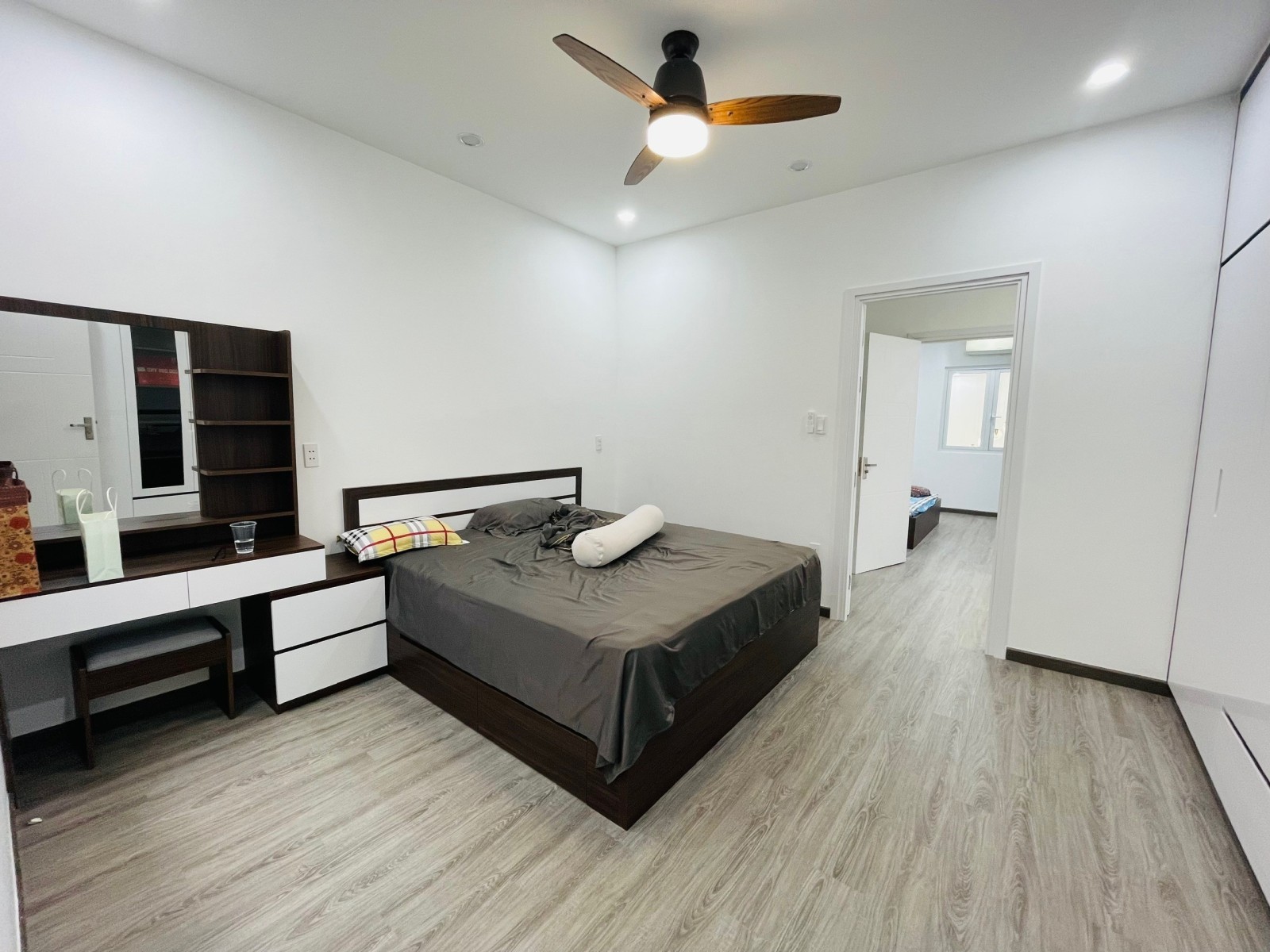 88m2 (4.9 × 18) - NHÀ MỚI ĐẸP CHU VĂN AN - XE HƠI VÀO NHÀ - 3 PN - CHỈ 12 TỶ 7