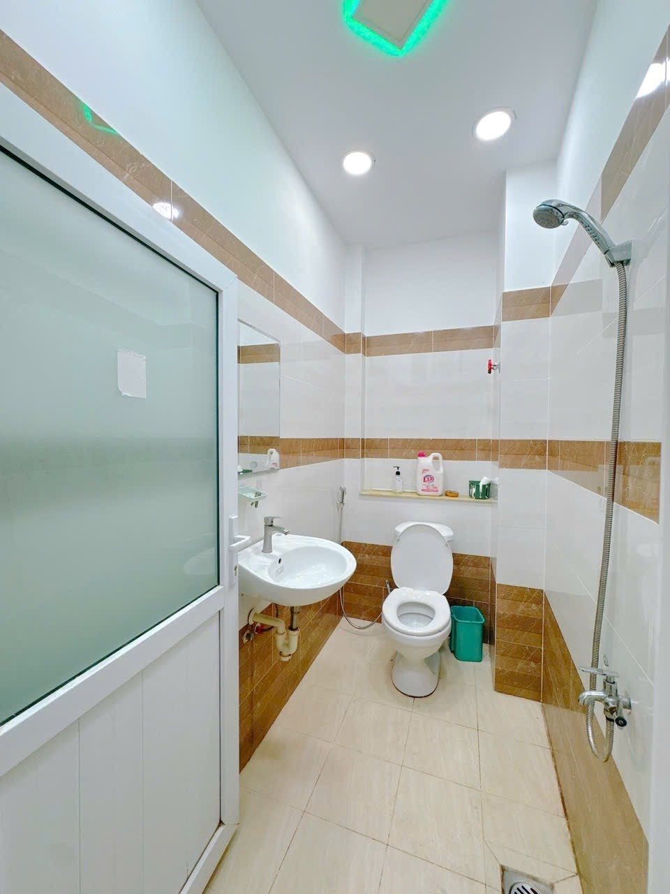NHÀ HẺM XE TẢI - CÁCH 10M RA MẶT TIỀN BÌNH LỢI - 4 TẦNG 94m2 (4×24) - 12.9 TỶ 14