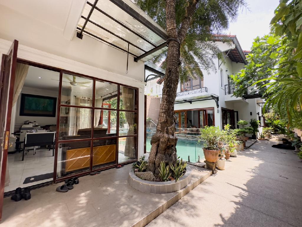 Bán nhà mặt tiền đường Phạm Thế Hiển, Biệt thự nghỉ dưỡng, ngang 10m bề thế, Diện tích khủng 2
