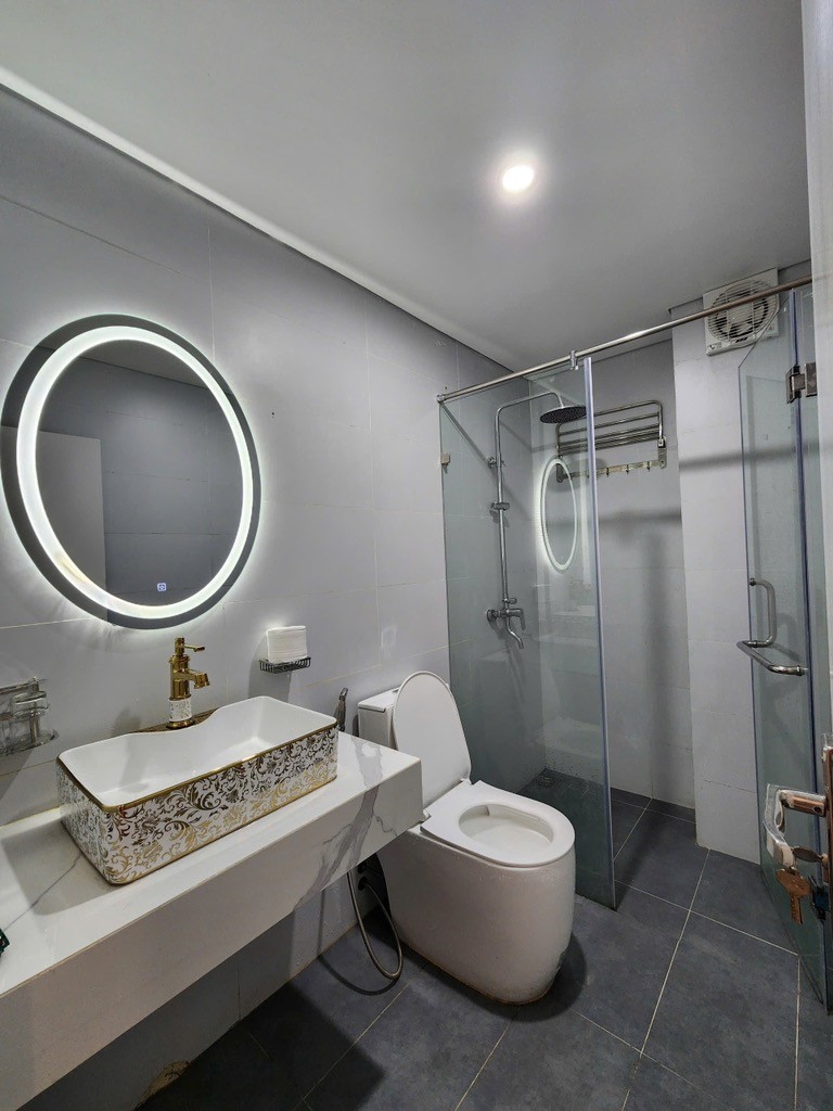 Nhà mới Thái Hà oto đỗ cửa, thoáng trước sau 4