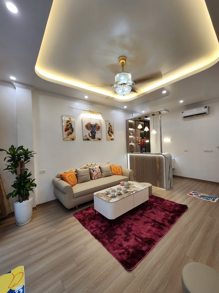 Nhà mới Thái Hà oto đỗ cửa, thoáng trước sau 2