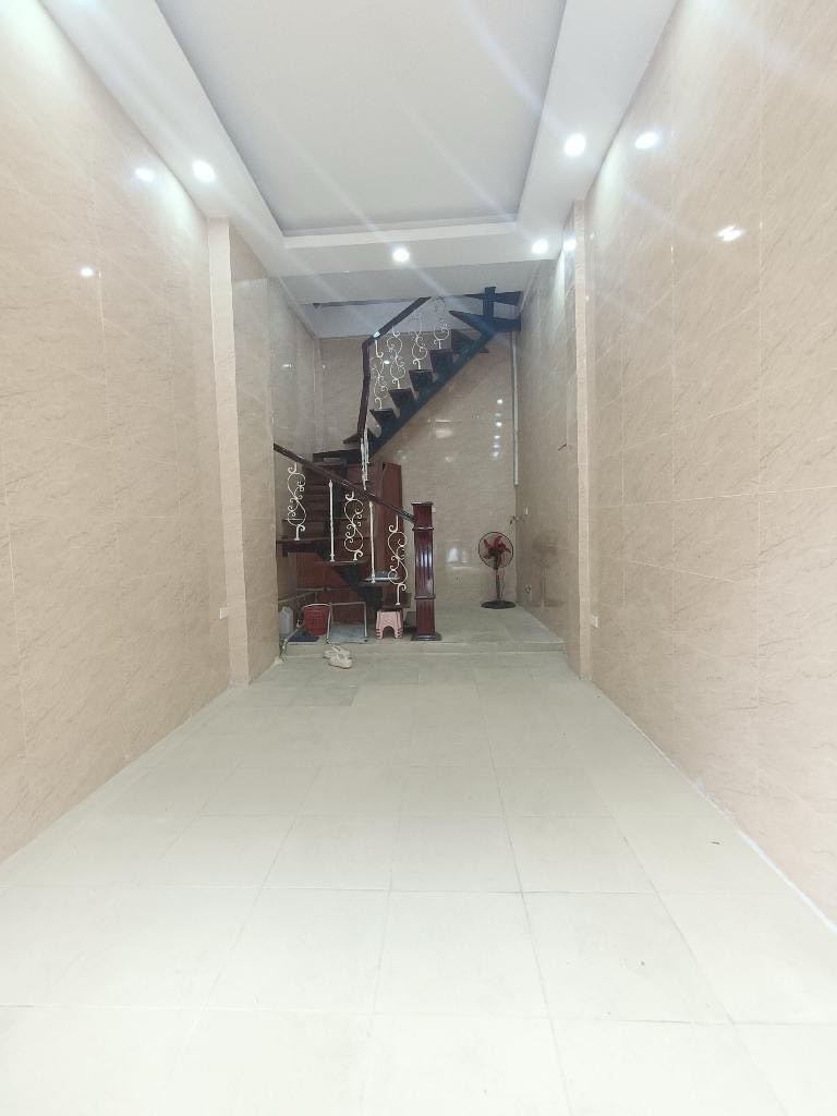 Nhà hiếm Đống Đa - Vỉa hè - Kinh doanh