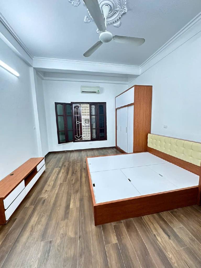 Bán nhà đẹp - Trung tâm Cầu Giấy - 30m2 4 tầng nhỉnh 8  tỷ 2
